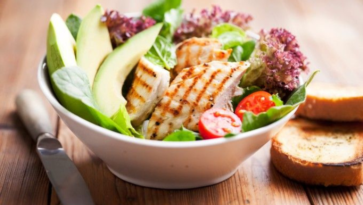 Desvendando os Benefícios das Dietas Low Carb no Processo de Emagrecimento